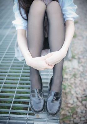 蜜桃在线观看免费高清完整版