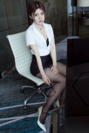 八尺夫人在线观看