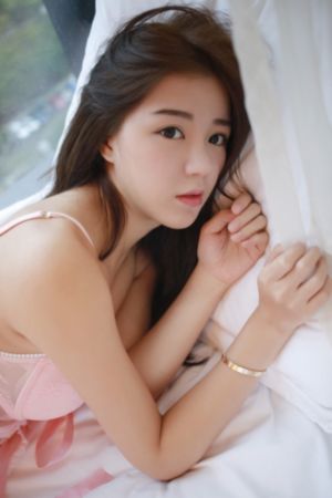 《钢铁魔女》
