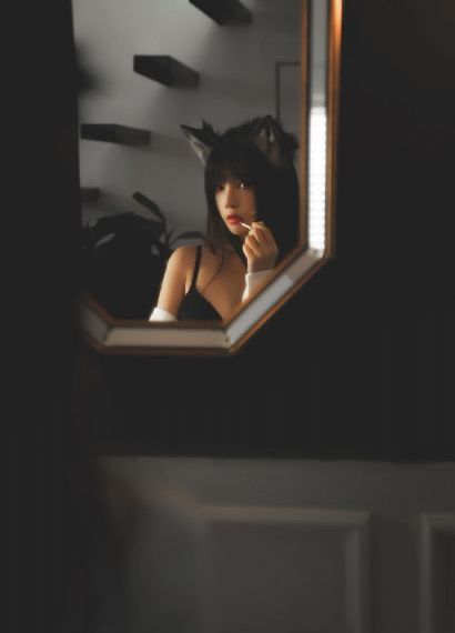 湖畔春光