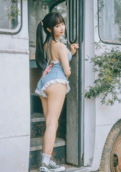 我唾弃你唾弃的坟墓5清晰
