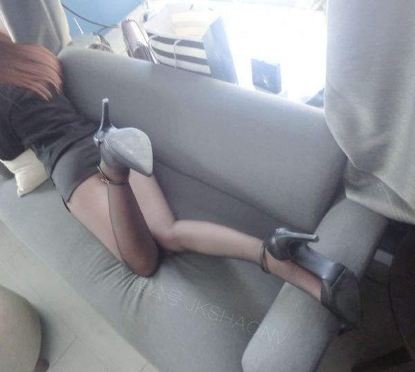 新来的女教师